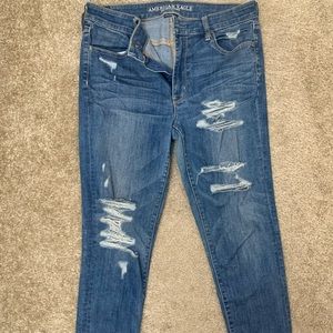 Women’s American Eagle Ripped Skinny Jeans